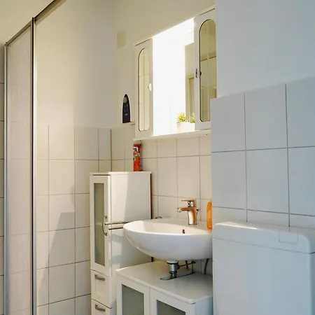 Appartement Erholsames Wohnen Fuer 6 Personen-parkplatz-waschmaschine-garten