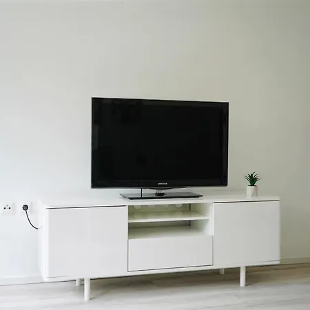Apartment Erholsames Wohnen Fuer 6 Personen-parkplatz-waschmaschine-garten